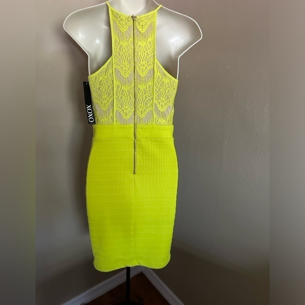 XOXO dress - Picture 4 of 9